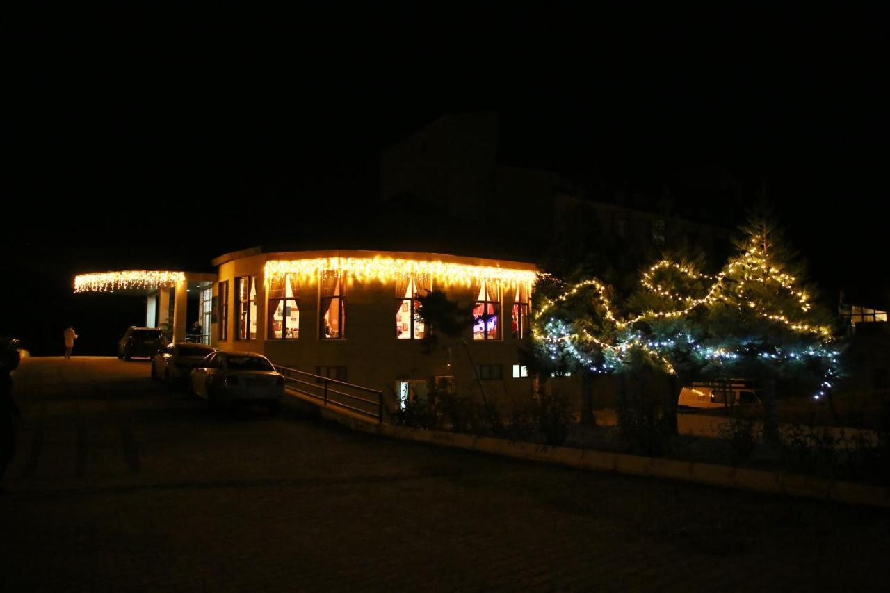 West Davraz Hotel Çobanisa Dış mekan fotoğraf
