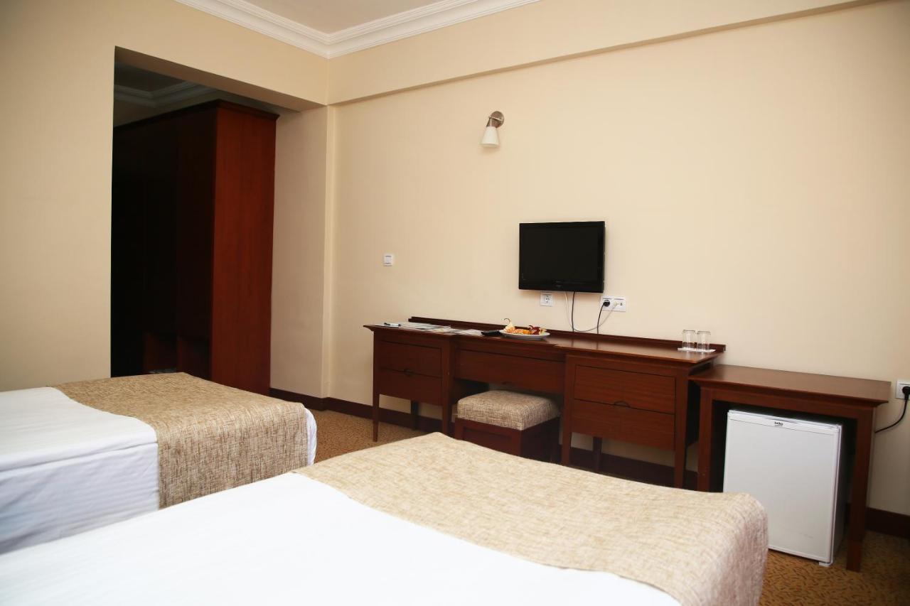 West Davraz Hotel Çobanisa Dış mekan fotoğraf