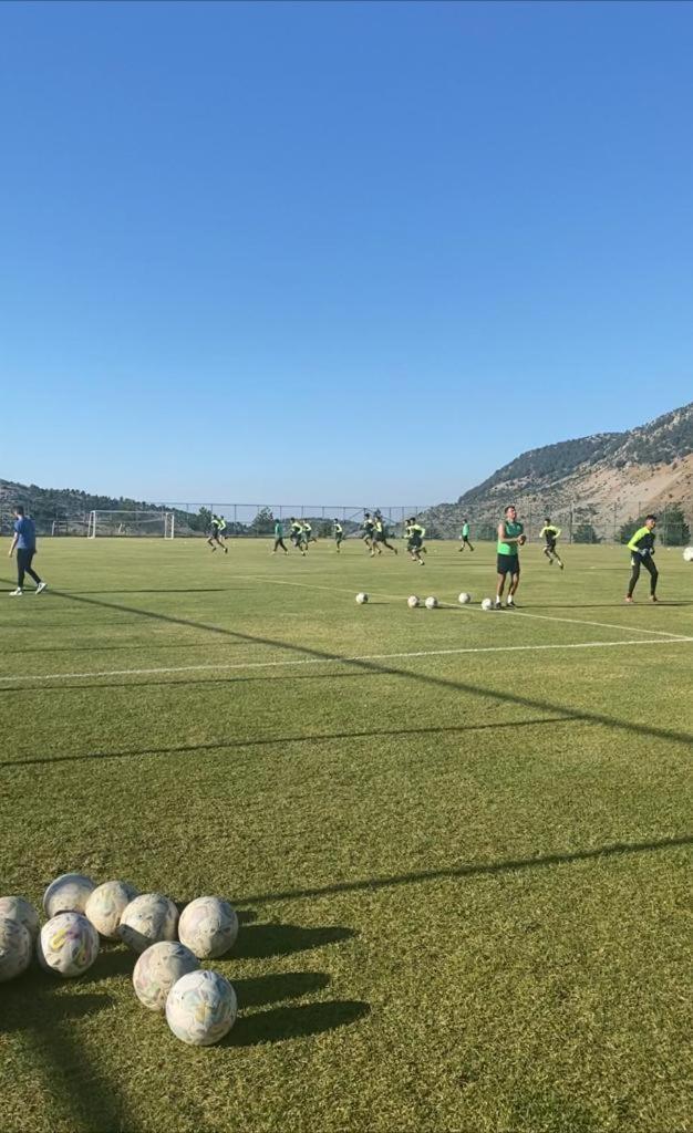 West Davraz Hotel Çobanisa Dış mekan fotoğraf